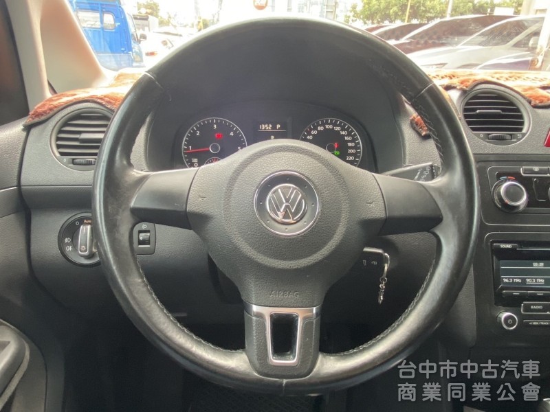 2015年 Volkswagen Caddy Maxi 1.6 TDI 七人座 原鈑件 低里程  廂型休旅/商務車