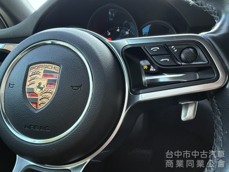 2015年式 保時捷 Macan S 2.0T 總代理 原鈑件 只跑11萬公里 奢豪霸氣 高貴不貴 免百萬輕鬆入主