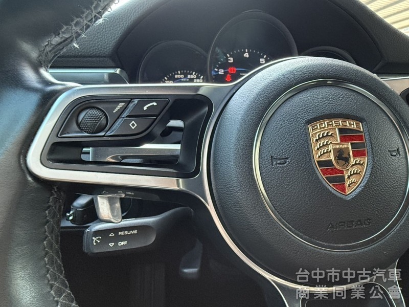 2015年式 保時捷 Macan S 2.0T 總代理 原鈑件 只跑11萬公里 奢豪霸氣 高貴不貴 免百萬輕鬆入主