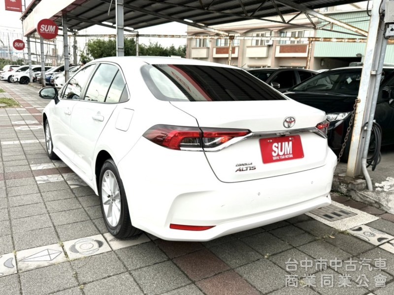 2019年 TOYOTA  Altis  1.8  豪華版 選配原廠影音 ACC 恆溫 定速 妥善率高 好入手的國民神車