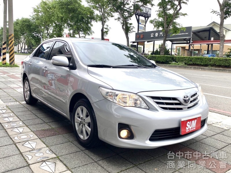 2010年 TOYOTA  Altis 1.8  E版 小改款 僅跑8萬公里 恆溫 定速 倒車顯影 妥善率極高的國民房車