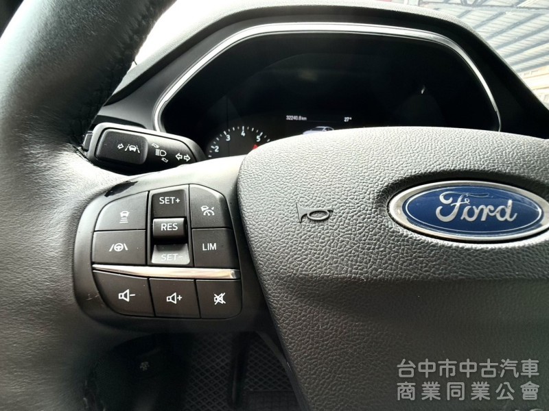 2021年 FORD  Focus  Active 任性版 原鈑件 僅跑3萬公里 ACC  B&O音響 超保值 時尚小車