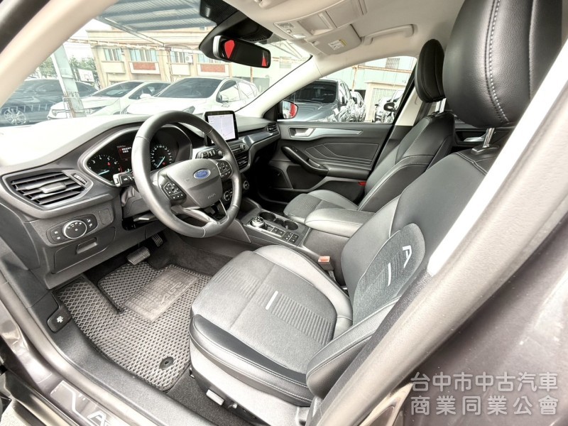 2021年 FORD  Focus  Active 任性版 原鈑件 僅跑3萬公里 ACC  B&O音響 超保值 時尚小車