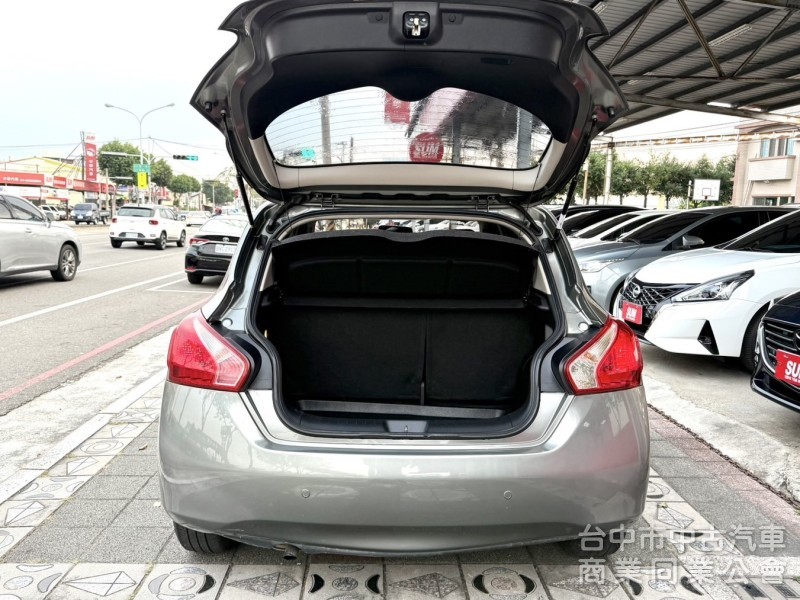 2014年 Nissan TIIDA 5D 1.6 旗艦版 實跑5萬公里 雙區恆溫 環景 I-Key 小資族最佳代步車款