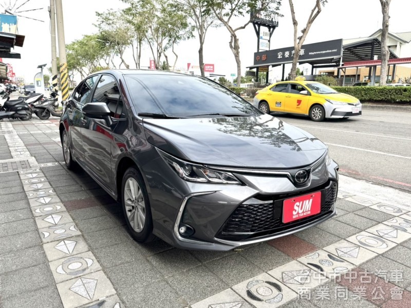 2023年 TOYOTA  Altis  1.8  尊爵版 原鈑件 ACC 恆溫 超值新古車 舒適好開好養 等您來駕馭