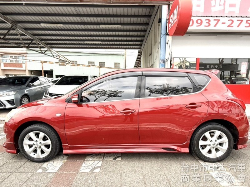 2014年 Nissan TIIDA 5D 1.6 豪華版 空力套件 I-Key 恆溫 定速 市場熱銷 絕佳都會代步美車