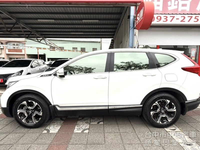 2019年 HONDA CR-V 1.5S 原鈑件 渦輪增壓 ACC 全景天窗 電尾門 空間超大又省油 市場熱銷運動休旅