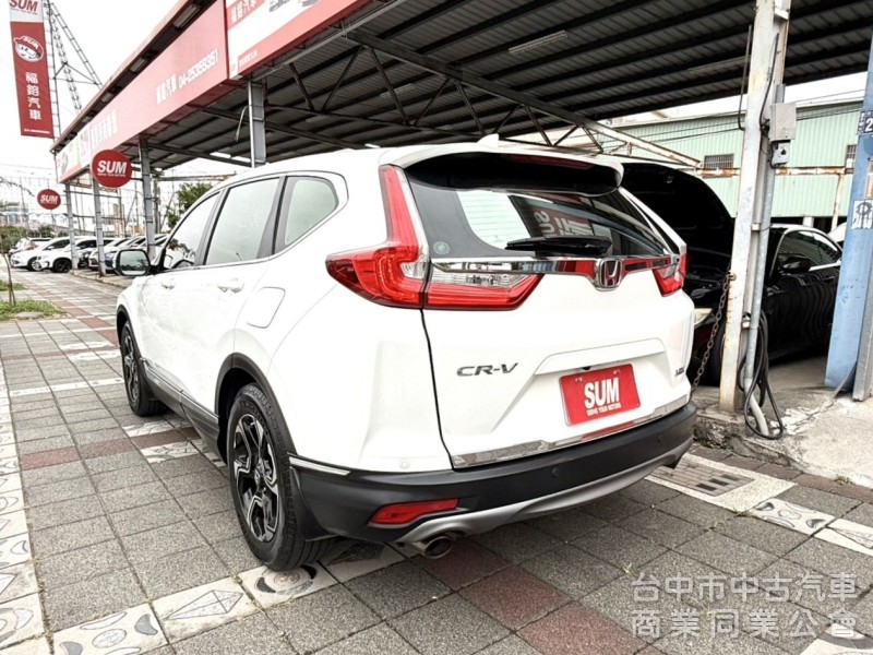 2019年 HONDA CR-V 1.5S 原鈑件 渦輪增壓 ACC 全景天窗 電尾門 空間超大又省油 市場熱銷運動休旅