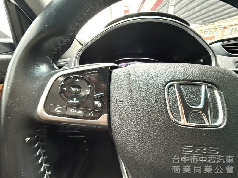 2019年 HONDA CR-V 1.5S 原鈑件 渦輪增壓 ACC 全景天窗 電尾門 空間超大又省油 市場熱銷運動休旅