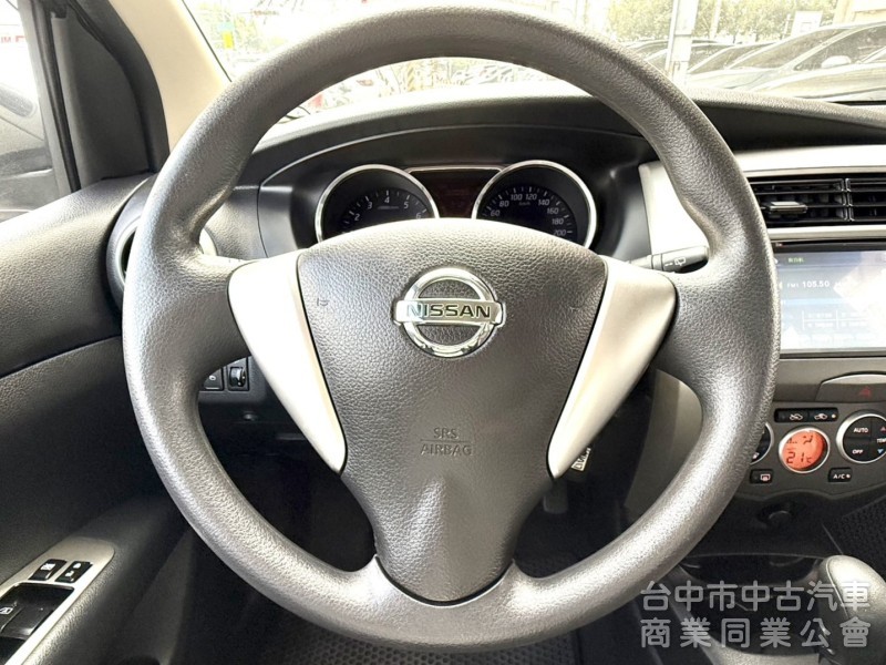 2014年 NISSAN Livina 1.6 豪華版 原鈑件 認證車 僅跑3萬公里 恆溫  好開好養好代步 優質小休旅