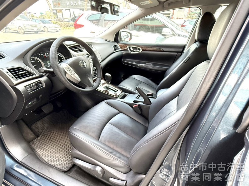 2015年 Nissan Sentra 1.8 傳奇版 原鈑件 認證車 定速巡航 感應頭燈 舒適感極佳的大型房車