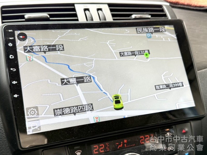 2015年 NISSAN TIIDA 5D 1.6 豪華影音版 恆溫 I-Key 定速 舒適好開 高保值 五門代步車首選