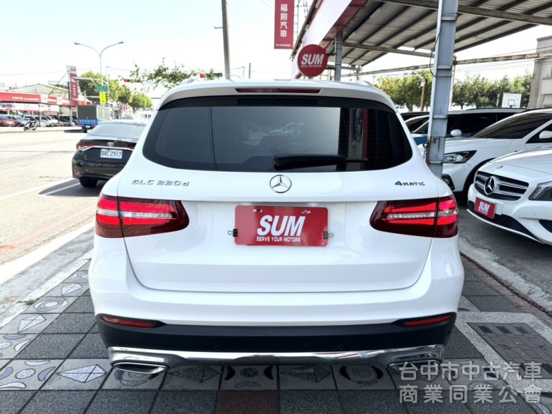 2019年 M-Benz GLC 220d 4MATIC 柴油 總代理 原鈑件 環景影像 電動座椅 豪華大空間運動休旅車