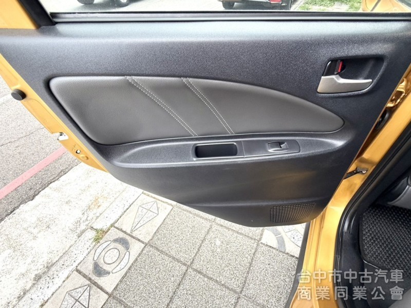 2014年 Mitsubishi Colt Plus 1.5 豪華型 恆溫空調 I-Key 倒車顯影 都會小型休旅首選