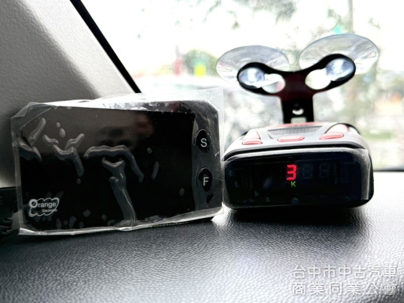 2014年 Mitsubishi Colt Plus 1.5 豪華型 恆溫空調 I-Key 倒車顯影 都會小型休旅首選