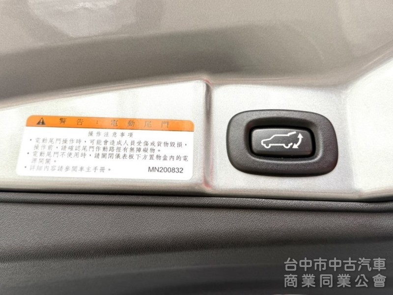 2022年 Mitsubishi Colt Plus 1.5 輕鬆型僅跑2萬公里 I-KEY 電尾門 城市優質代步小休旅