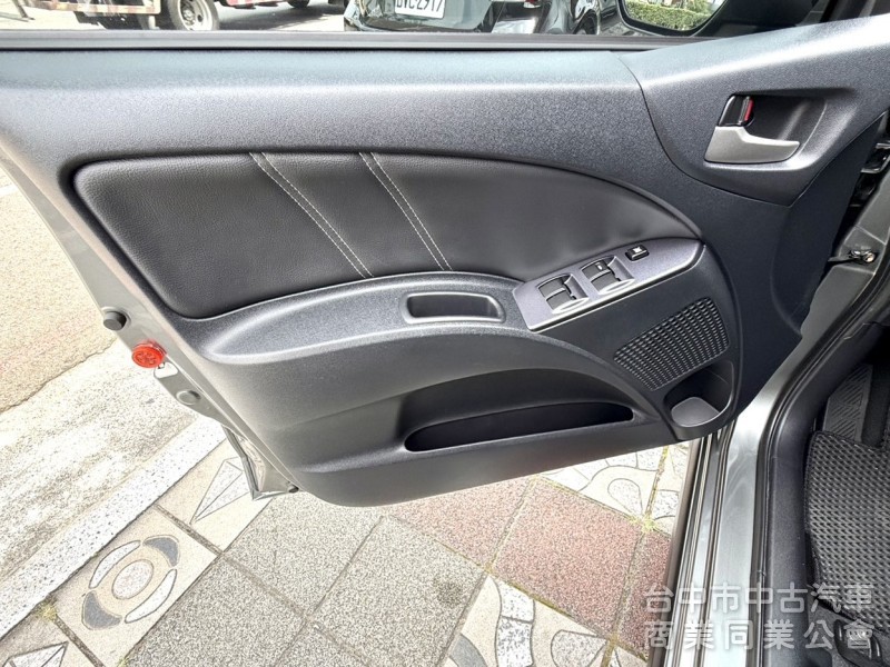 2022年 Mitsubishi Colt Plus 1.5 輕鬆型僅跑2萬公里 I-KEY 電尾門 城市優質代步小休旅