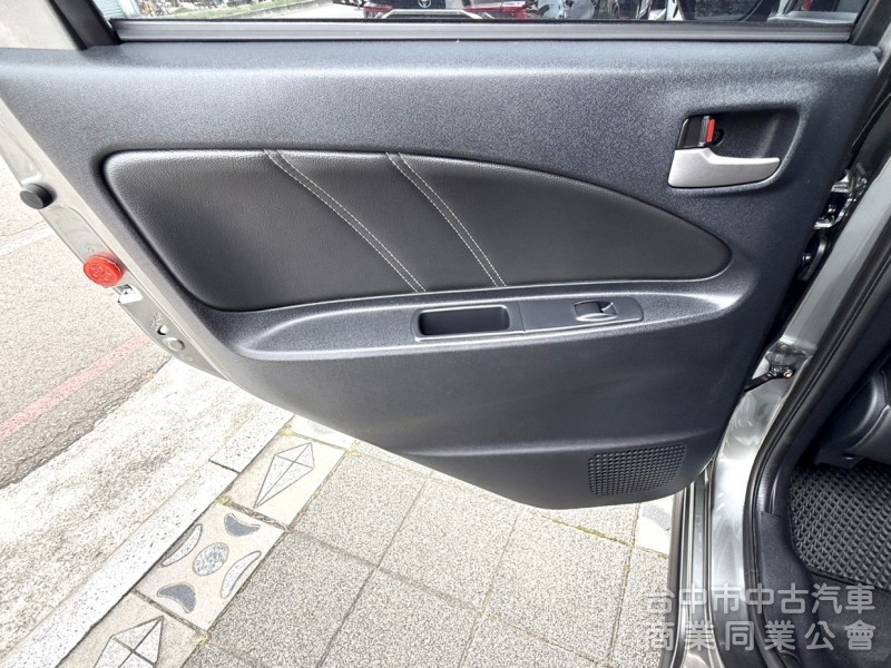 2022年 Mitsubishi Colt Plus 1.5 輕鬆型僅跑2萬公里 I-KEY 電尾門 城市優質代步小休旅