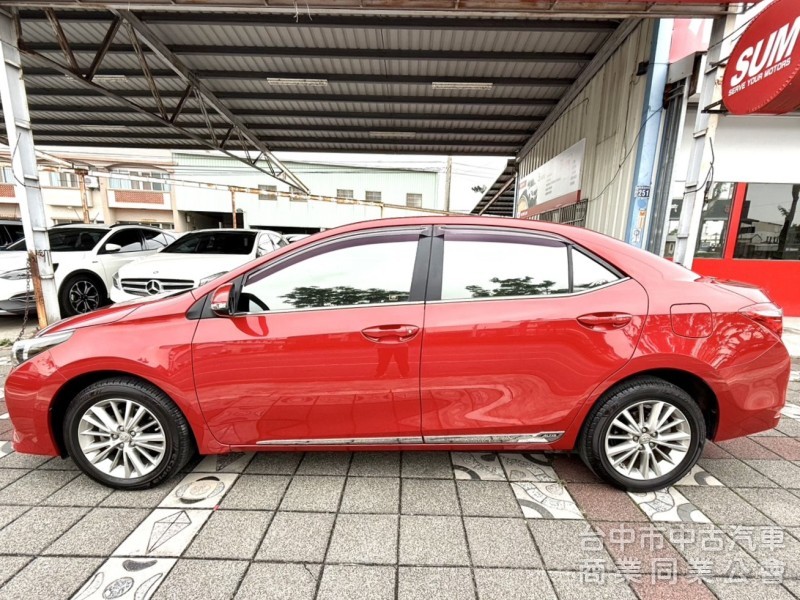 2015年 Toyota Altis 1.8 經典版 原鈑件 只跑7萬 恆溫 定速 升級9吋安卓機及配件 通勤族代步首選