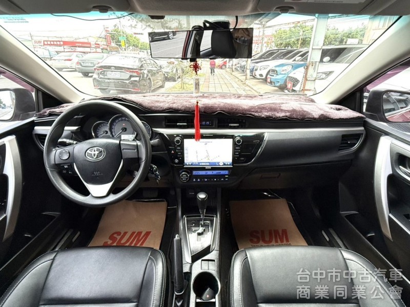 2015年 Toyota Altis 1.8 經典版 原鈑件 只跑7萬 恆溫 定速 升級9吋安卓機及配件 通勤族代步首選