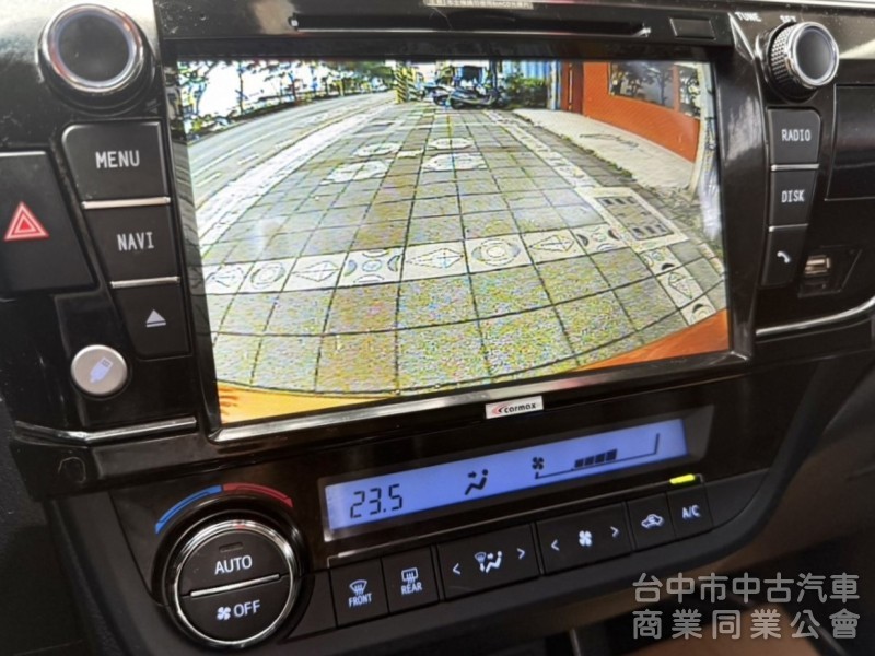 2015年 Toyota Altis 1.8 經典版 原鈑件 只跑7萬 恆溫 定速 升級9吋安卓機及配件 通勤族代步首選