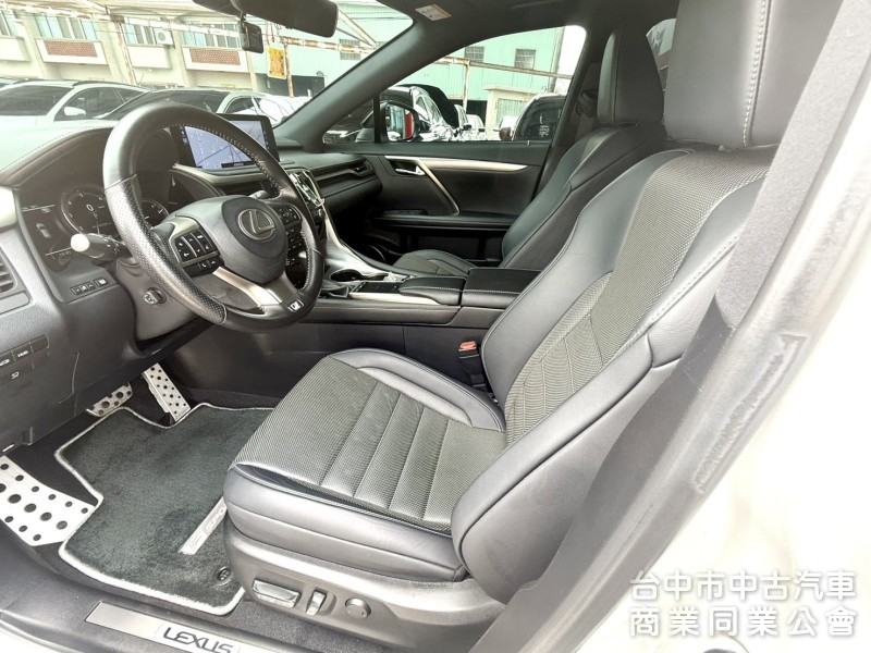 2020年 Lexus RX 300  F-Sport  原鈑件 僅跑4萬公里 全景天窗 環景 ACC跟車 歡迎鑑賞