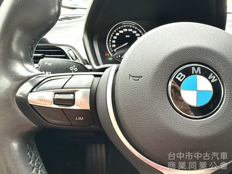 2020年式 BMW  X2 sDrive 18i M-Sport 總代理 原鈑件 僅跑6萬 稀有釋出 德系進口跨界休旅