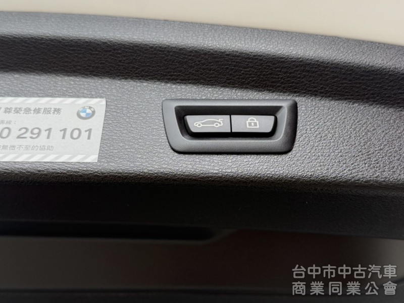 2020年式 BMW  X2 sDrive 18i M-Sport 總代理 原鈑件 僅跑6萬 稀有釋出 德系進口跨界休旅