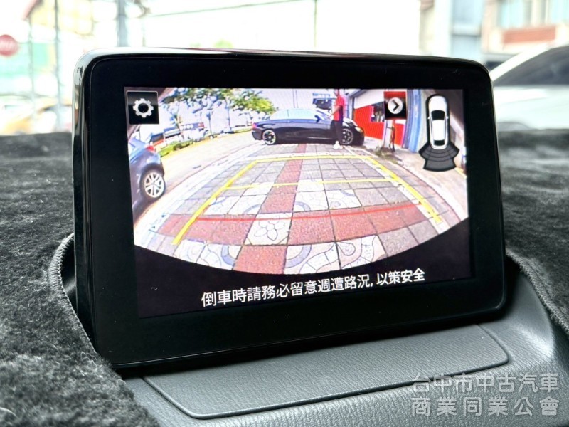 2023年 Mazda  2  15S  原鈑件 僅跑2萬公里 恆溫空調 I-Key 市區代步停車超方便 進口小車首選