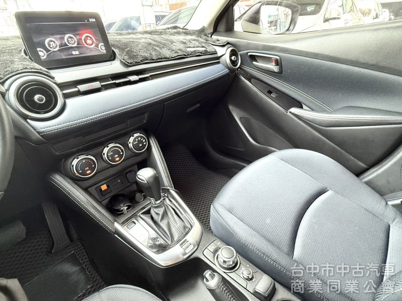 2023年 Mazda  2  15S  原鈑件 僅跑2萬公里 恆溫空調 I-Key 市區代步停車超方便 進口小車首選