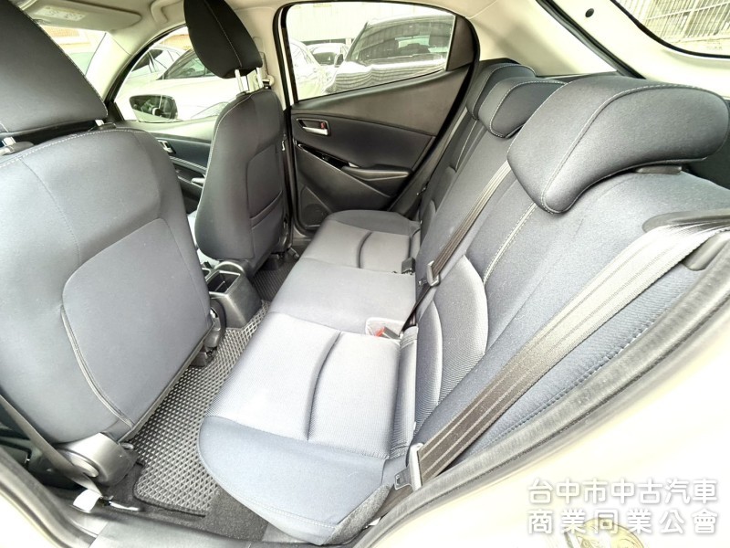 2023年 Mazda  2  15S  原鈑件 僅跑2萬公里 恆溫空調 I-Key 市區代步停車超方便 進口小車首選