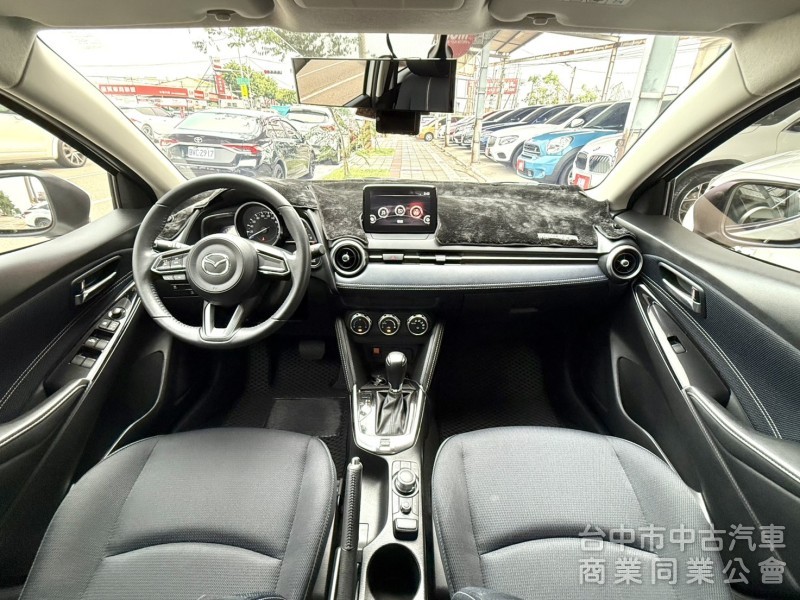 2023年 Mazda  2  15S  原鈑件 僅跑2萬公里 恆溫空調 I-Key 市區代步停車超方便 進口小車首選