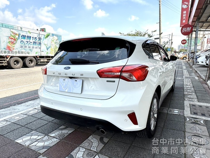 2019年 Ford Focus 5D 時尚經典型 1.5渦輪 原鈑件 僅跑5萬公里  市場最夯的五門小鋼砲