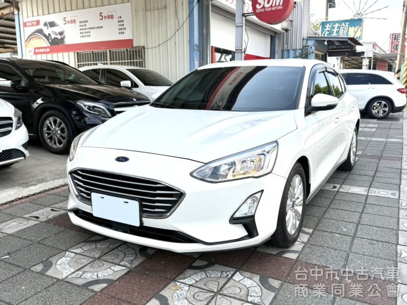 2019年 Ford Focus 5D 時尚經典型 1.5渦輪 原鈑件 僅跑5萬公里  市場最夯的五門小鋼砲