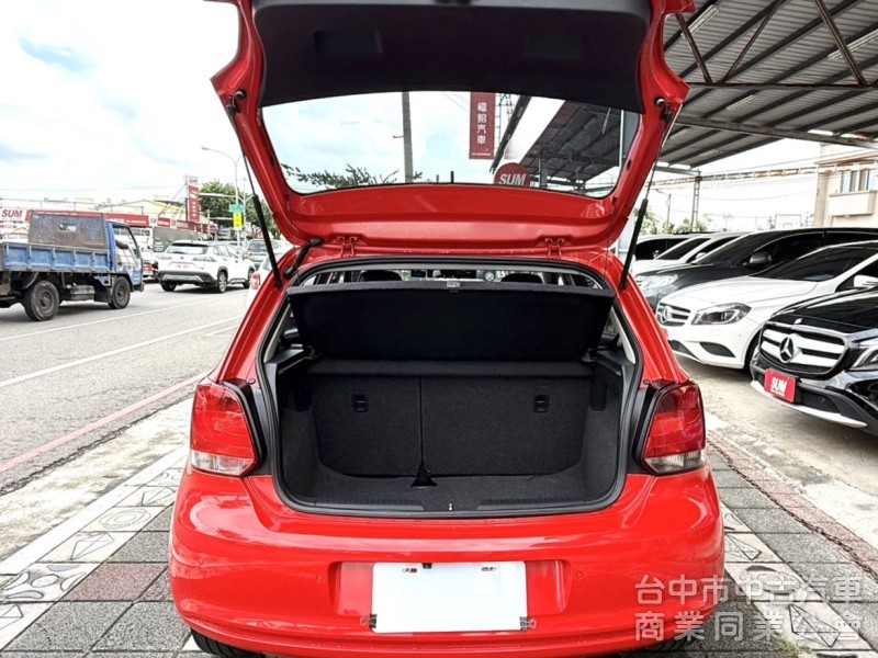 2014年 福斯 POLO HB 1.6 CL 原鈑件 升級大螢幕安卓機 好開省油 小資女的最佳時尚代步小車