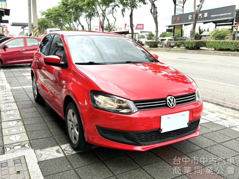 2014年 福斯 POLO HB 1.6 CL 原鈑件 升級大螢幕安卓機 好開省油 小資女的最佳時尚代步小車