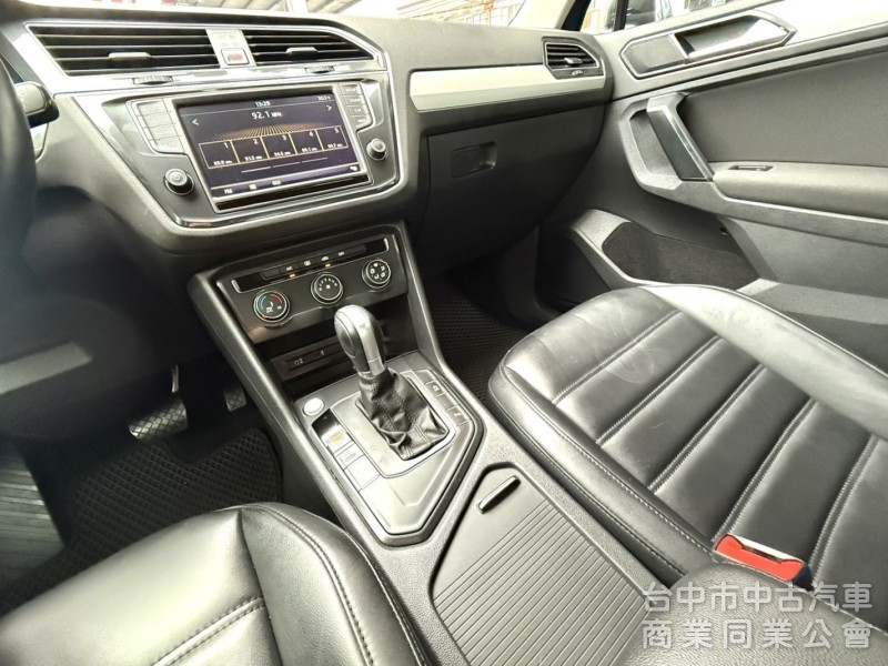 2017年 福斯 Tiguan 280 TSI Smartline  1.4 渦輪 原鈑件 大空間大馬力 新世代運動休旅
