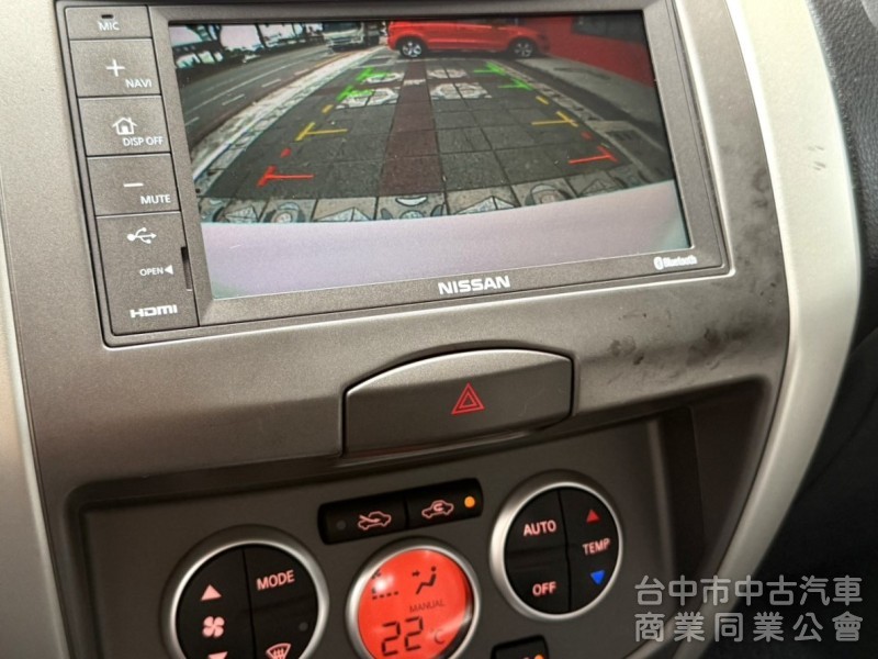 2018年 Nissan Livina 1.6 豪華版 恆溫 原廠影音 車頂行李架 舒適大空間 市場熱銷五門掀背小休旅