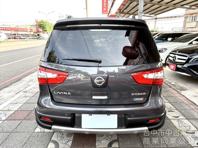 2017年 Nissan Livina 1.6 旗艦版 原鈑件 恆溫 車頂行李架 I-Key 省油大空間 優質代步車首選