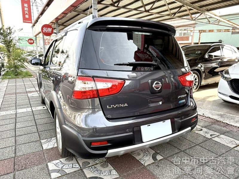 2017年 Nissan Livina 1.6 旗艦版 原鈑件 恆溫 車頂行李架 I-Key 省油大空間 優質代步車首選