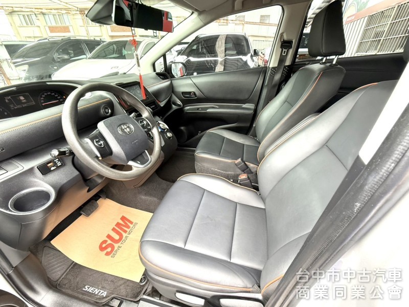 2022年 Toyota Sienta 5人座 1.8 豪華+版 原鈑件 I-Key 恆溫 電動側滑門 國產跨界休旅車