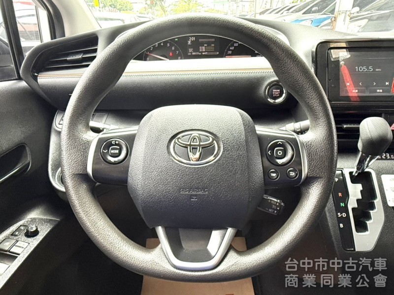 2022年 Toyota Sienta 5人座 1.8 豪華+版 原鈑件 I-Key 恆溫 電動側滑門 國產跨界休旅車