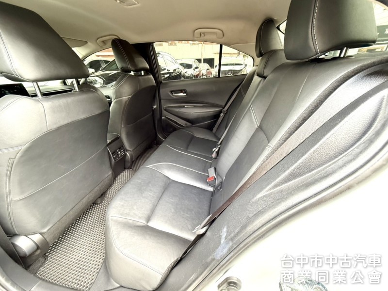 2023年 Toyota Altis 1.8 尊爵版 原鈑件 里程3萬 ACC I-Key 定速 車道偏離 熱門房車首選