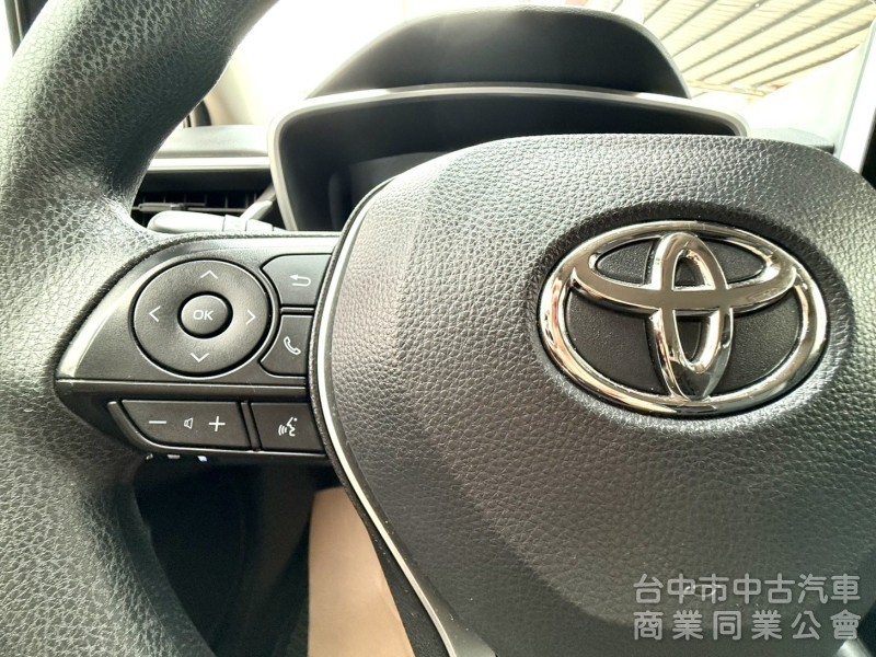 2023年 Toyota Altis 1.8 尊爵版 原鈑件 里程3萬 ACC I-Key 定速 車道偏離 熱門房車首選