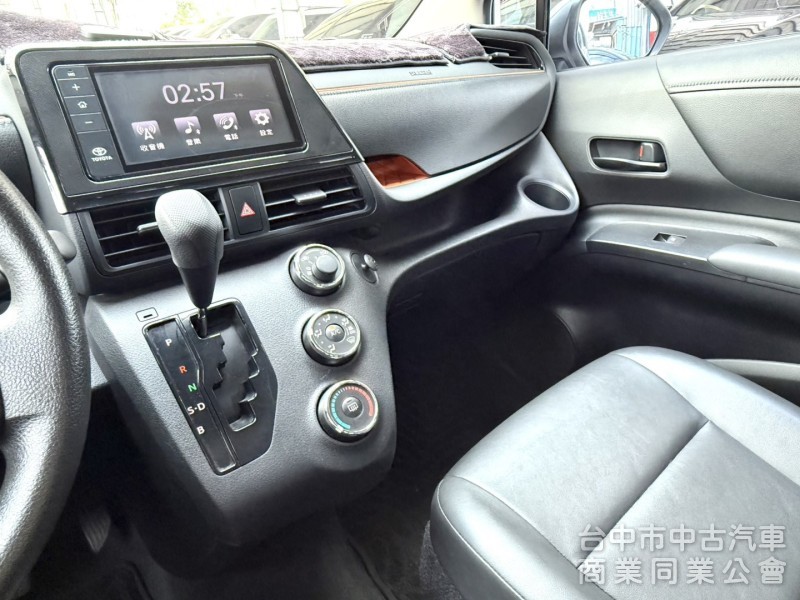2017年 Toyota Sienta 5人座 經典型 僅跑4萬公里 I-Key 原廠影音 小車大空間 好保養 妥善率高