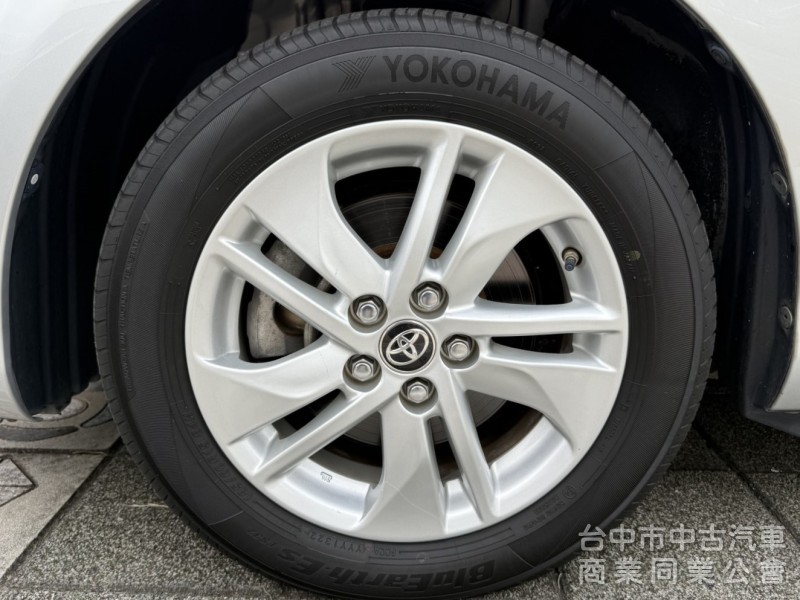 2017年 Toyota Sienta 5人座 經典型 僅跑4萬公里 I-Key 原廠影音 小車大空間 好保養 妥善率高