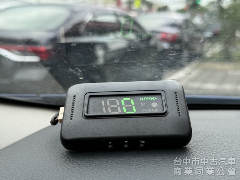 2015年 Nissan TIIDA 5D 1.6 豪華影音版 原鈑件 恆溫 I-Key 盲點偵測 大空間大省油好代步