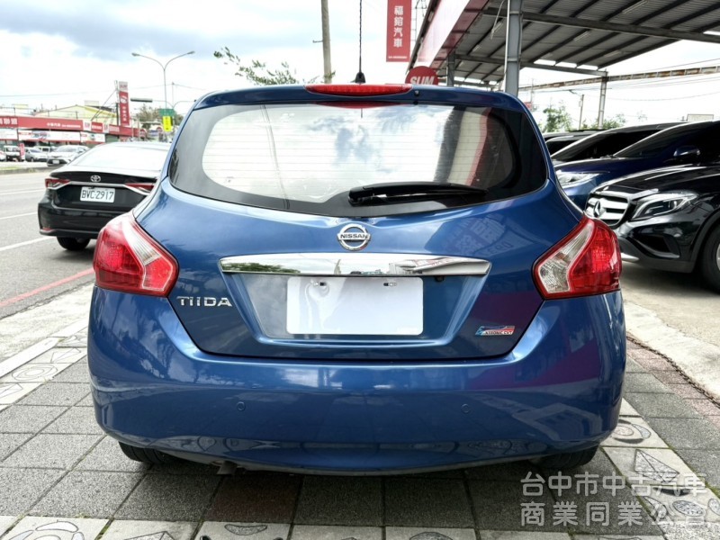 2015年 Nissan TIIDA 5D 1.6 豪華影音版 原鈑件 恆溫 I-Key 盲點偵測 大空間大省油好代步