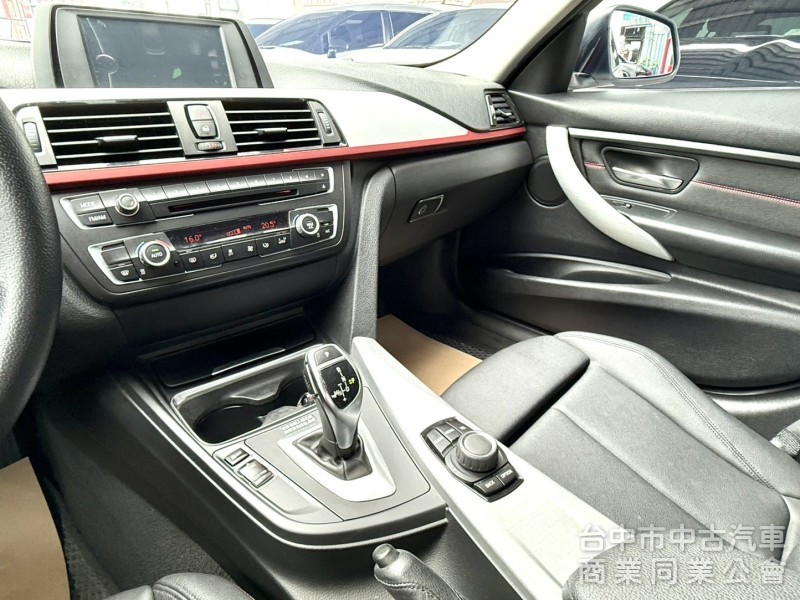 2013年 BMW Sedan 320i Sport 總代理 一手車 原鈑件 雙區恆溫 雙前座跑車座椅 免百萬 輕鬆入主