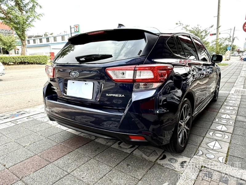 2017年 SUBARU impreza 5D 1.6 i-S 原鈑件 恆溫 天窗 駕駛座電動椅 日系舒適安全掀背神車